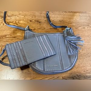 Micheal Kors Mini Grommets Crossbody with matching Wristlet